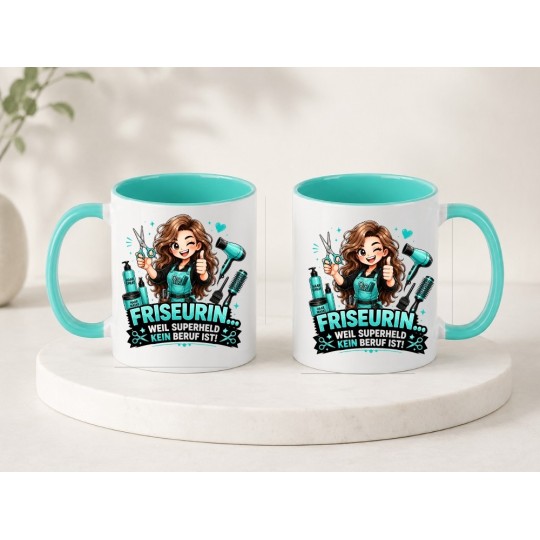 Liebevoll gestaltete Friseurin-Tasse mit Kawaii-Motiv und dem Spruch „Weil Superheld kein Beruf ist“. Erhältlich auf Deutsch, Po