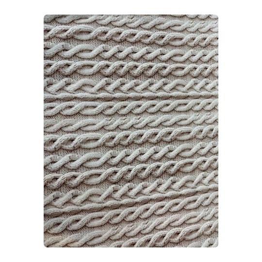 French Terry Sommersweat Zopfstrick Muster 145 cm – Strickoptik Beige – 240 g/m² – Eigenproduktion